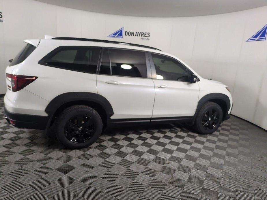 used 2022 Honda Pilot car, priced at $31,802