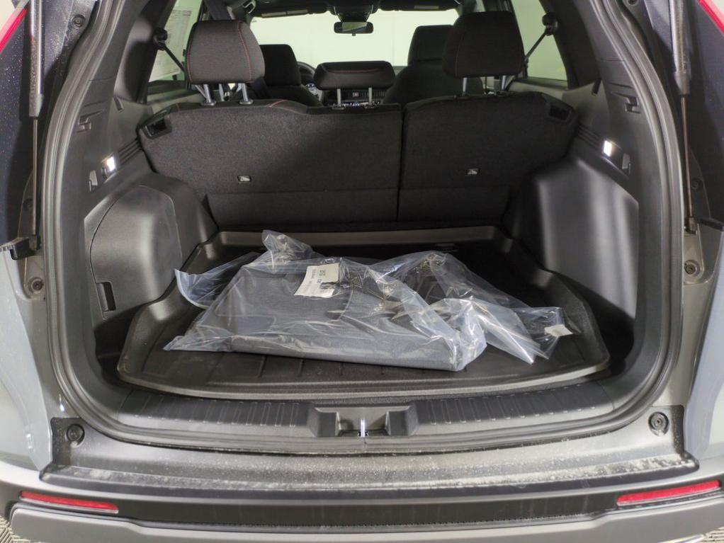 new 2026 Honda CR-V Hybrid car, priced at $37,733