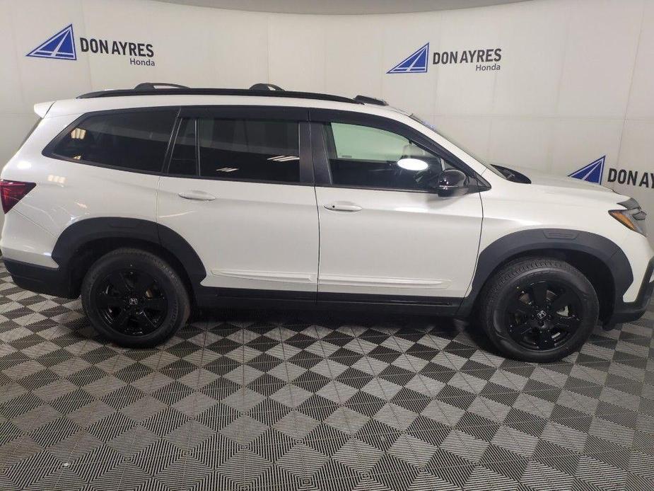 used 2022 Honda Pilot car, priced at $33,999