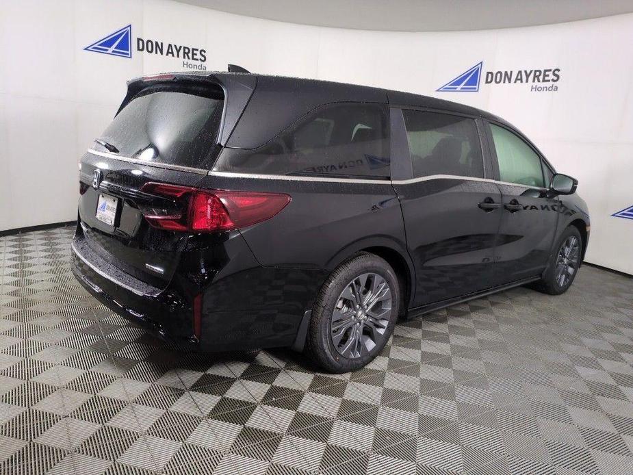 new 2025 Honda Odyssey car, priced at $48,005