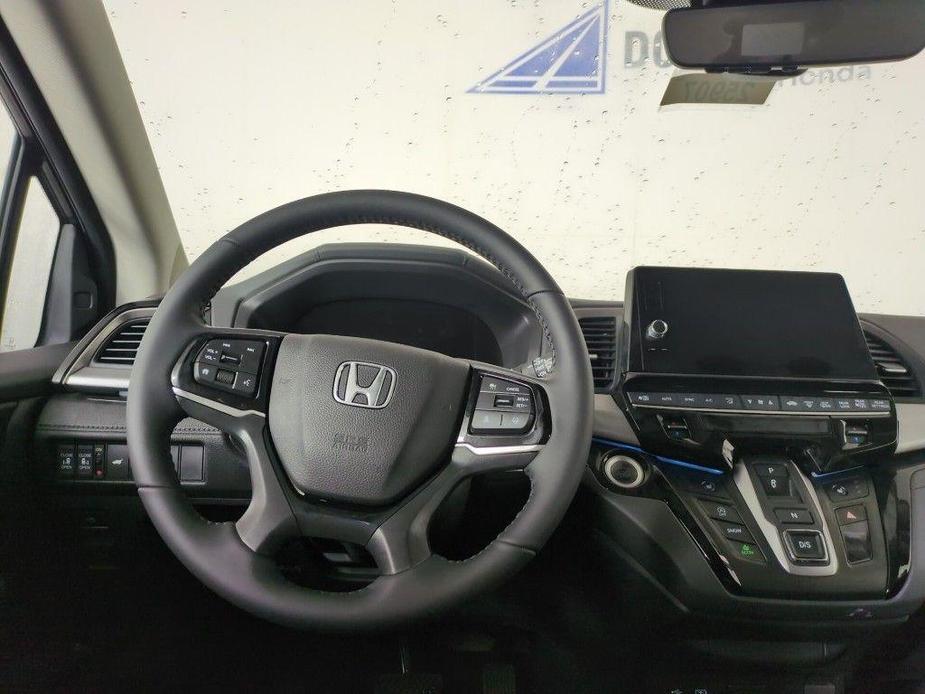 new 2025 Honda Odyssey car, priced at $48,005