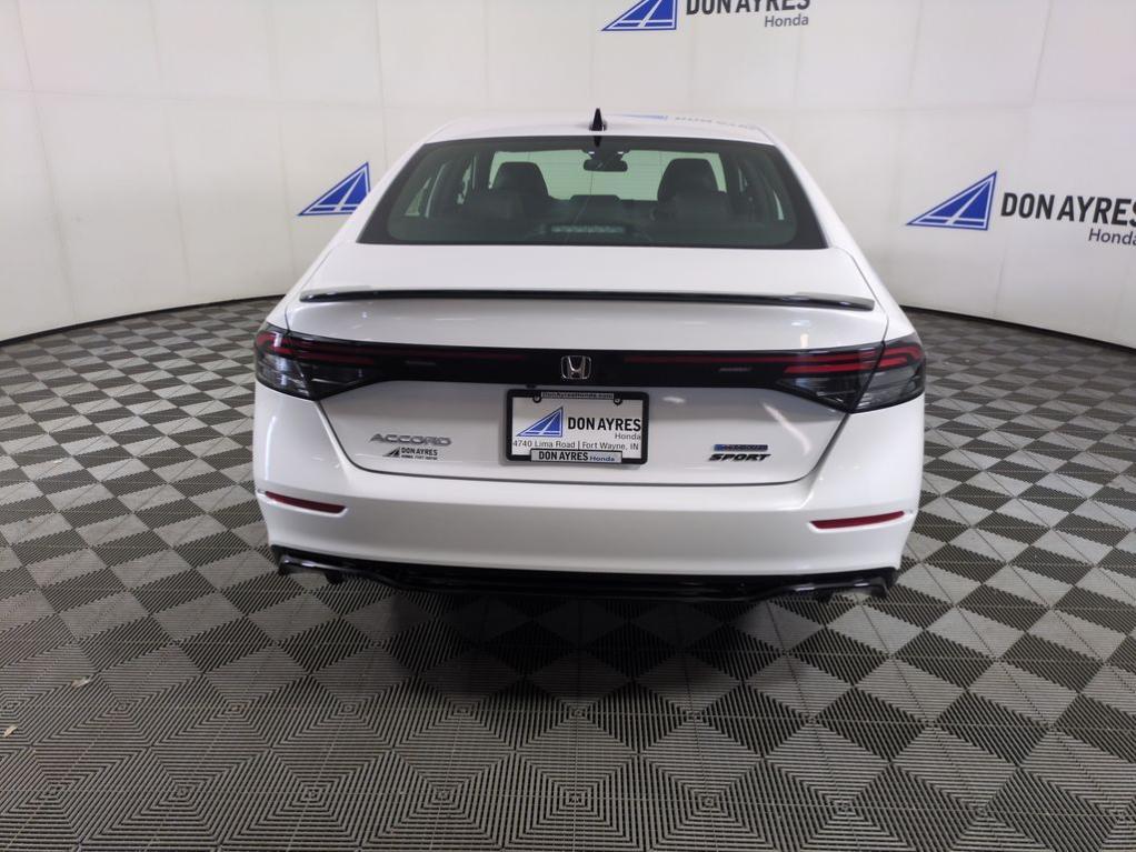new 2025 Honda Accord Hybrid car, priced at $37,879