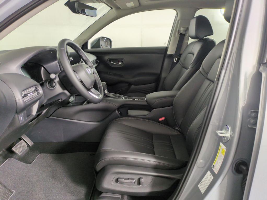 new 2026 Honda HR-V car, priced at $31,955