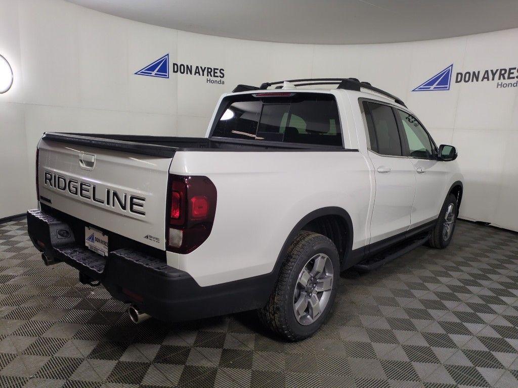 new 2025 Honda Ridgeline car, priced at $46,615