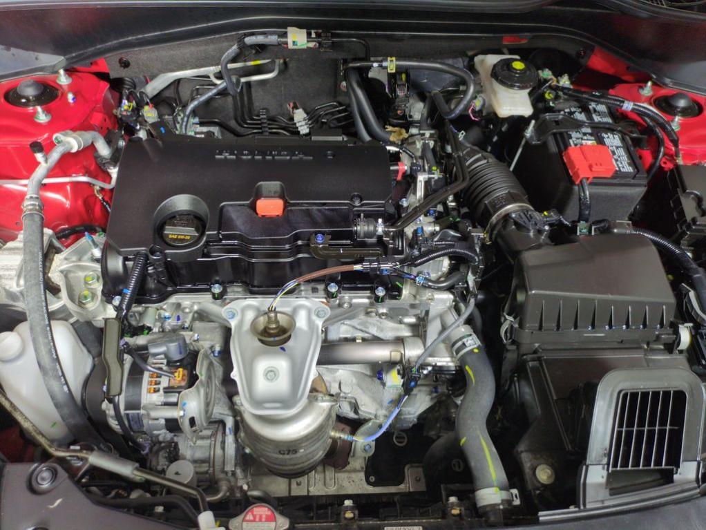 used 2025 Honda HR-V car, priced at $27,999