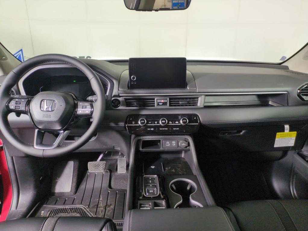 new 2025 Honda Pilot car, priced at $54,404