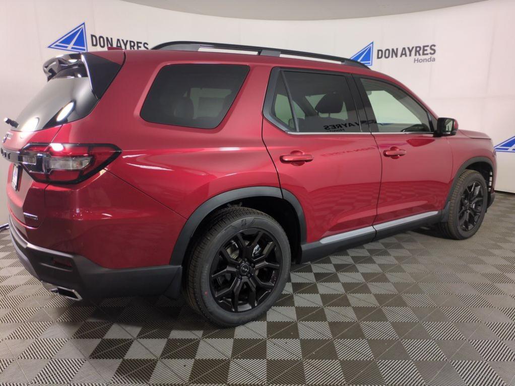 new 2025 Honda Pilot car, priced at $54,404
