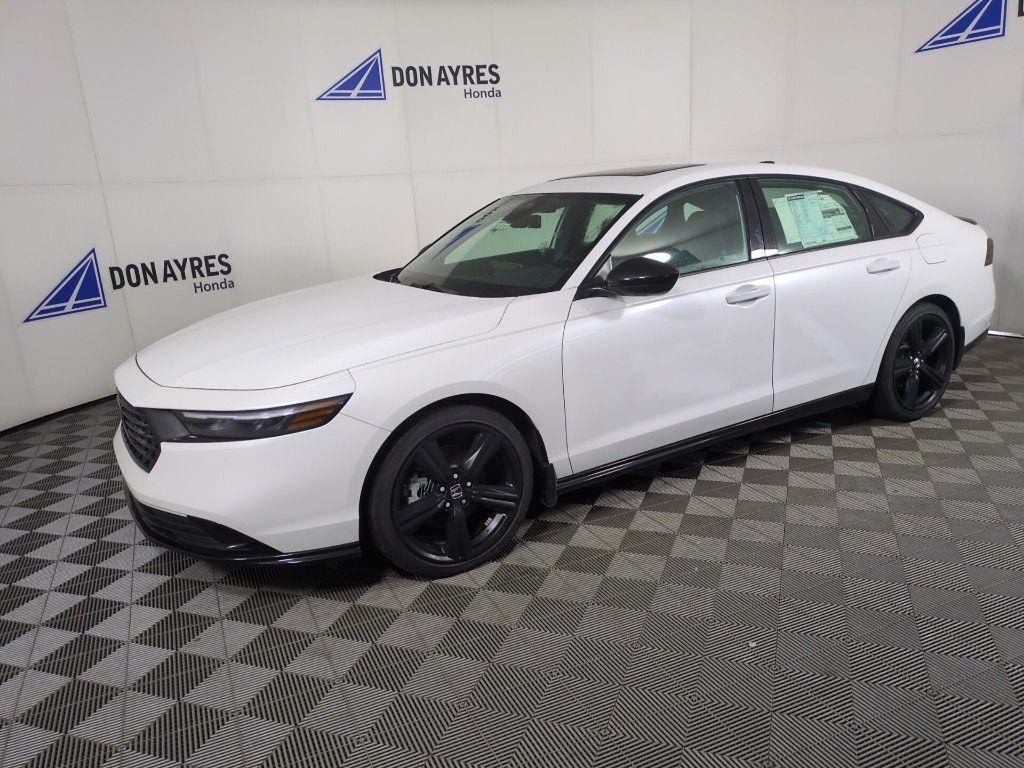 new 2024 Honda Accord Hybrid car, priced at $36,425