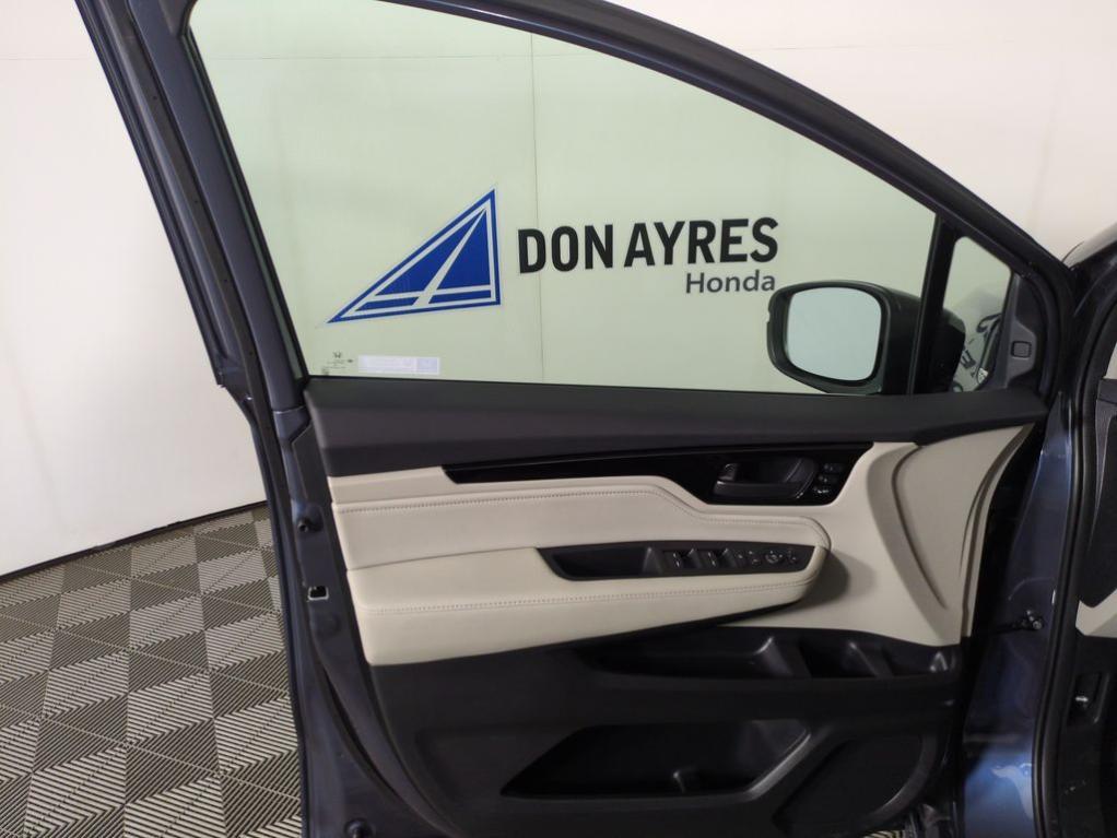 new 2026 Honda Odyssey car, priced at $50,584