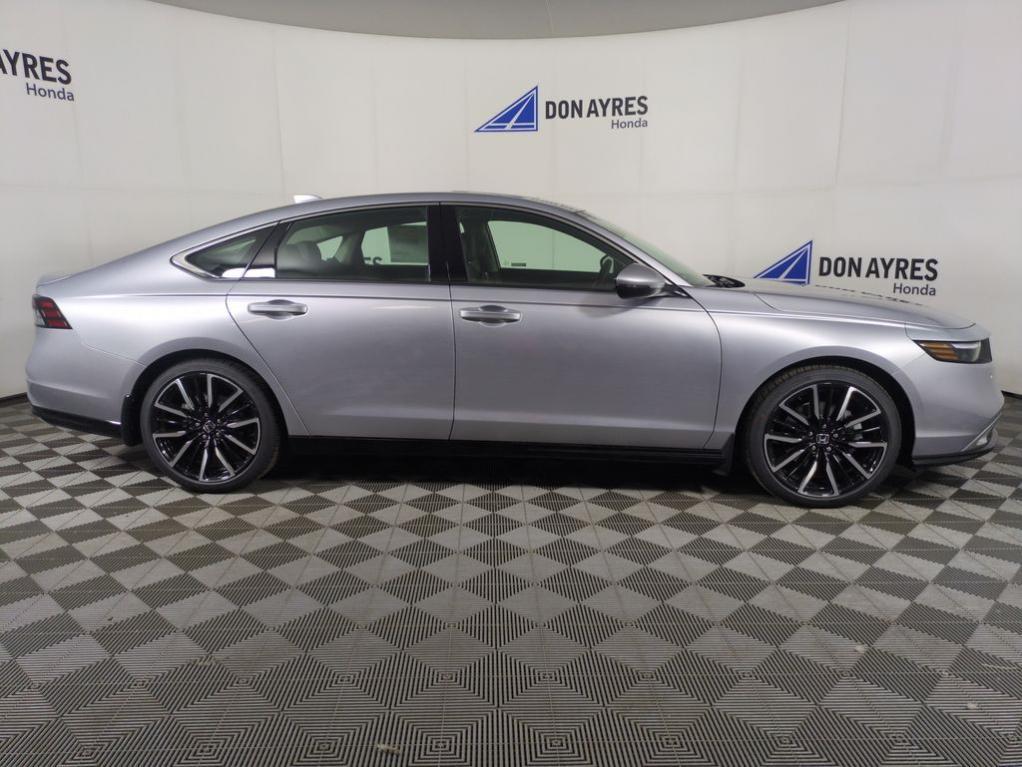 new 2025 Honda Accord Hybrid car, priced at $38,088