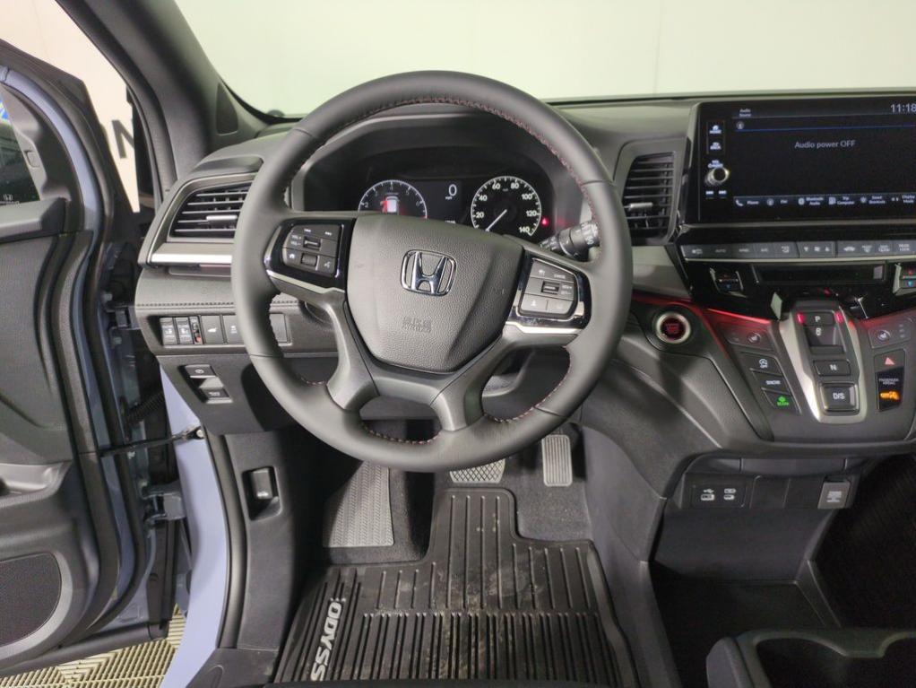 new 2026 Honda Odyssey car, priced at $43,601