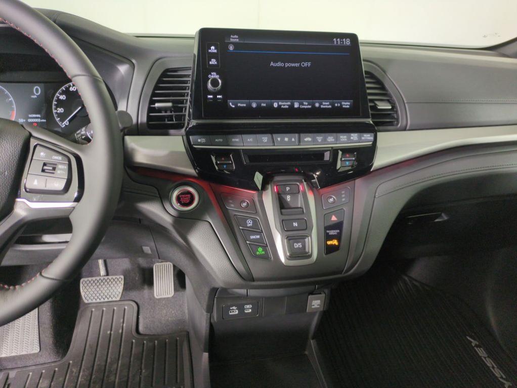 new 2026 Honda Odyssey car, priced at $43,601