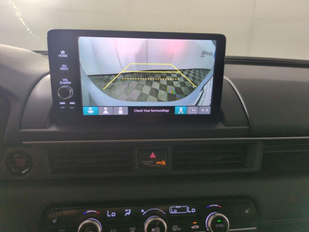 new 2025 Honda Pilot car, priced at $48,731