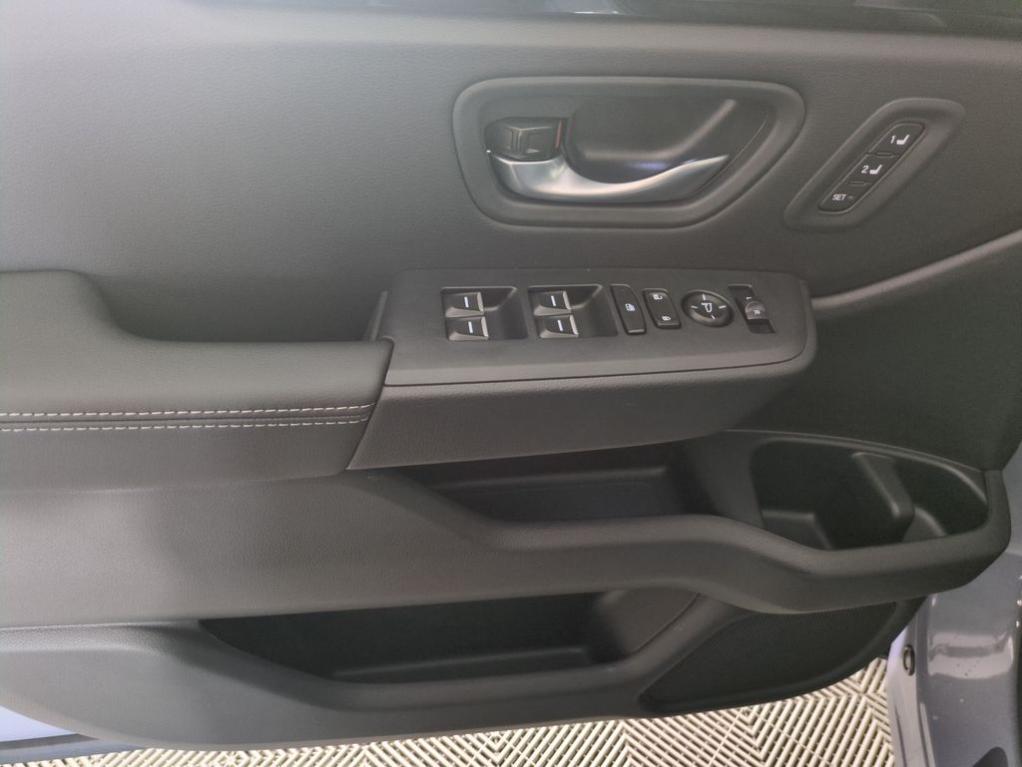 new 2025 Honda Pilot car, priced at $48,731