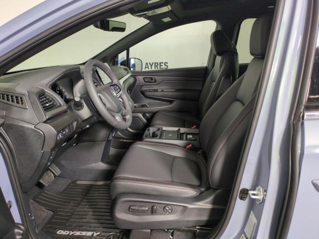 new 2026 Honda Odyssey car, priced at $44,357