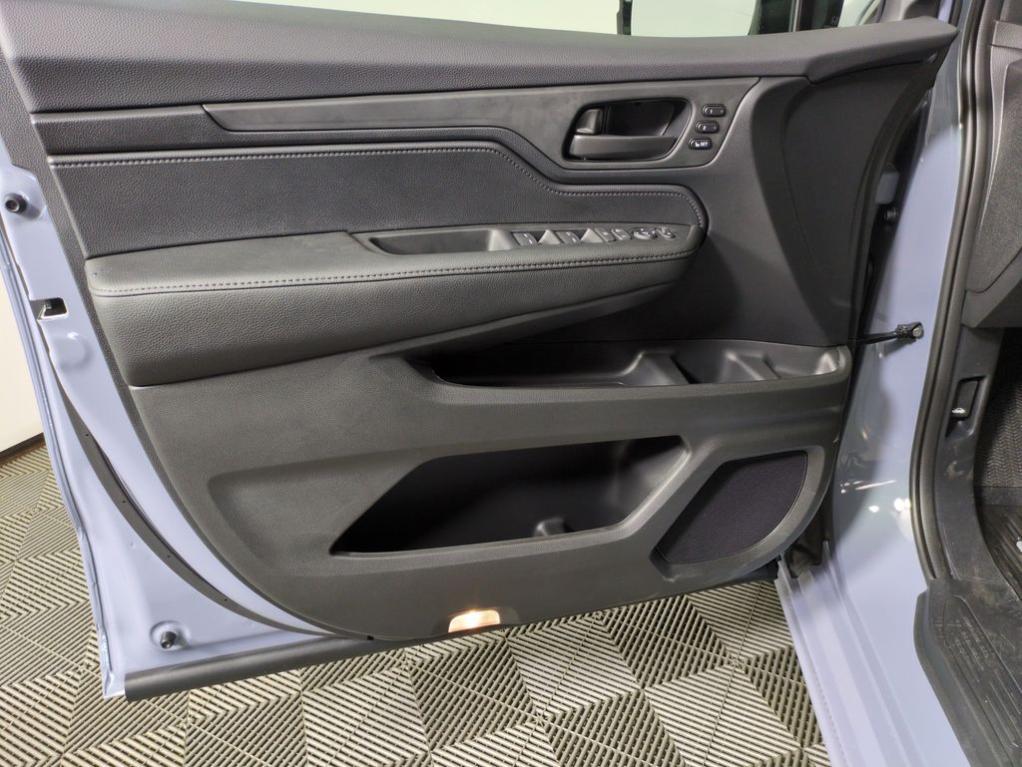 new 2026 Honda Odyssey car, priced at $44,357
