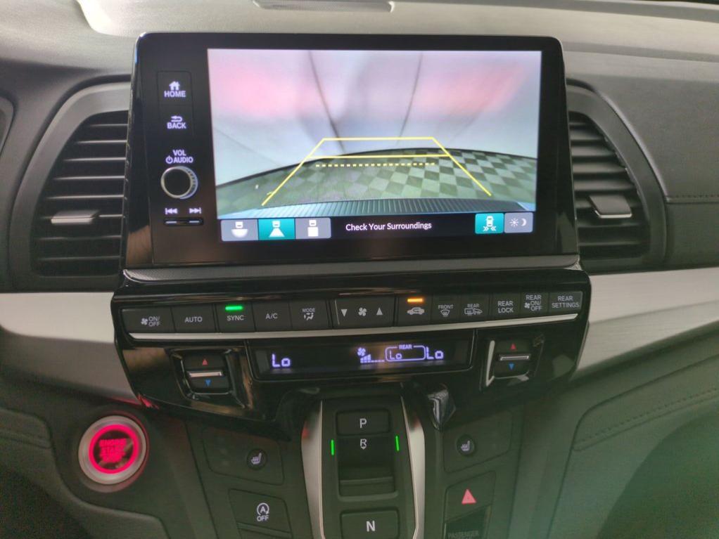 new 2026 Honda Odyssey car, priced at $44,357