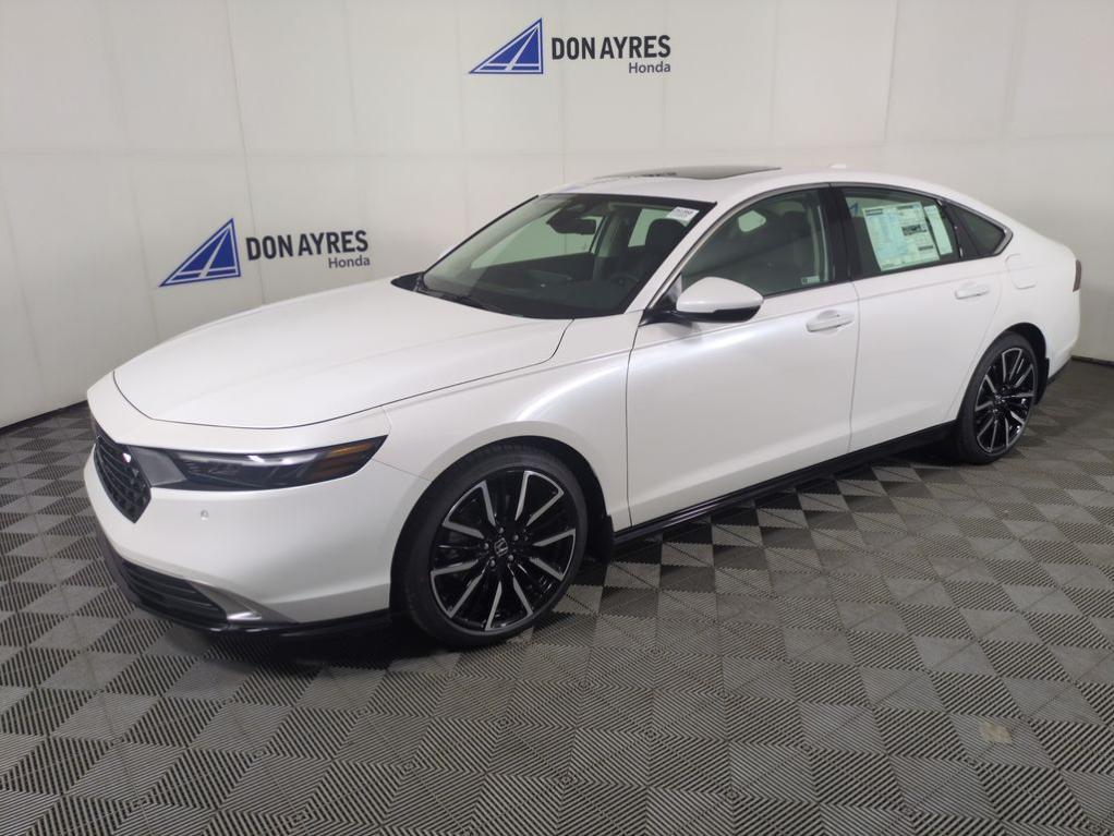 new 2025 Honda Accord Hybrid car, priced at $38,540