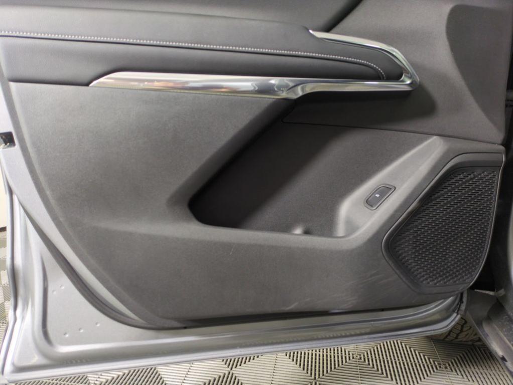 used 2025 Chevrolet Traverse car, priced at $40,999