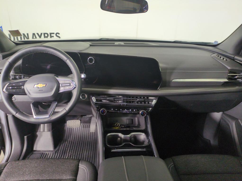 used 2025 Chevrolet Traverse car, priced at $40,999