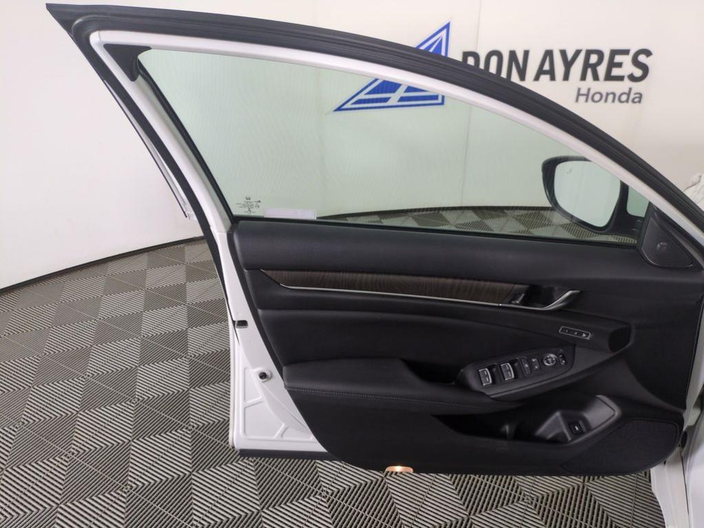 used 2021 Honda Accord Hybrid car, priced at $23,814