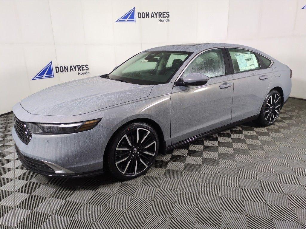 new 2025 Honda Accord Hybrid car, priced at $40,850