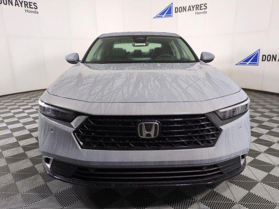 new 2025 Honda Accord Hybrid car, priced at $43,676