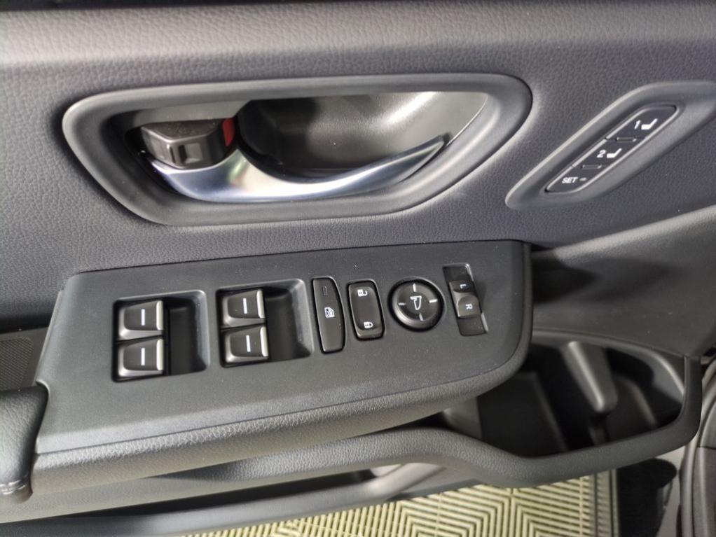 new 2025 Honda Pilot car, priced at $48,049