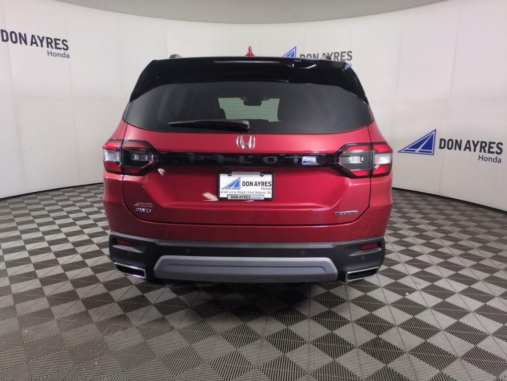 new 2025 Honda Pilot car, priced at $54,449