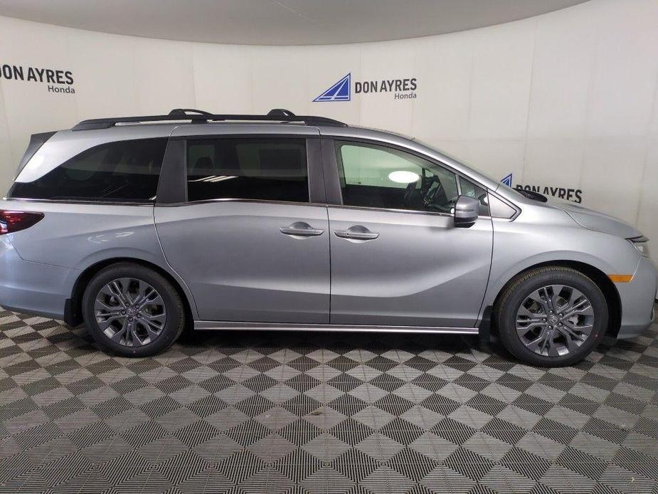 new 2025 Honda Odyssey car, priced at $49,390