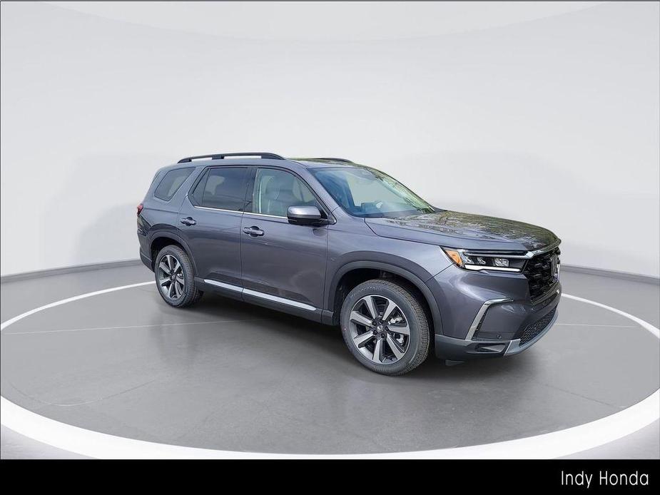 new 2025 Honda Pilot car, priced at $54,475