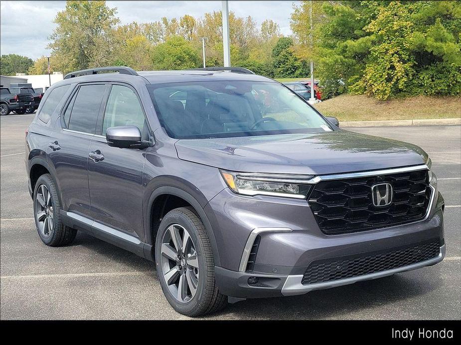 new 2025 Honda Pilot car, priced at $54,475