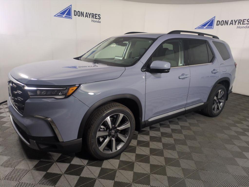 new 2025 Honda Pilot car, priced at $55,984