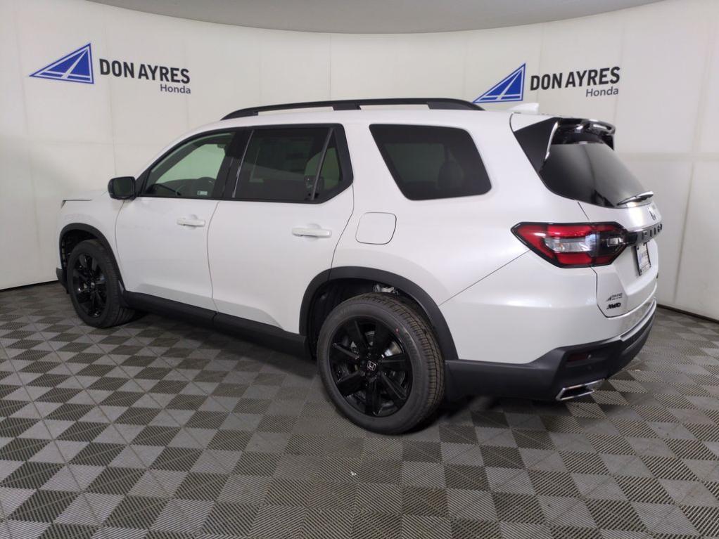 new 2025 Honda Pilot car, priced at $57,529