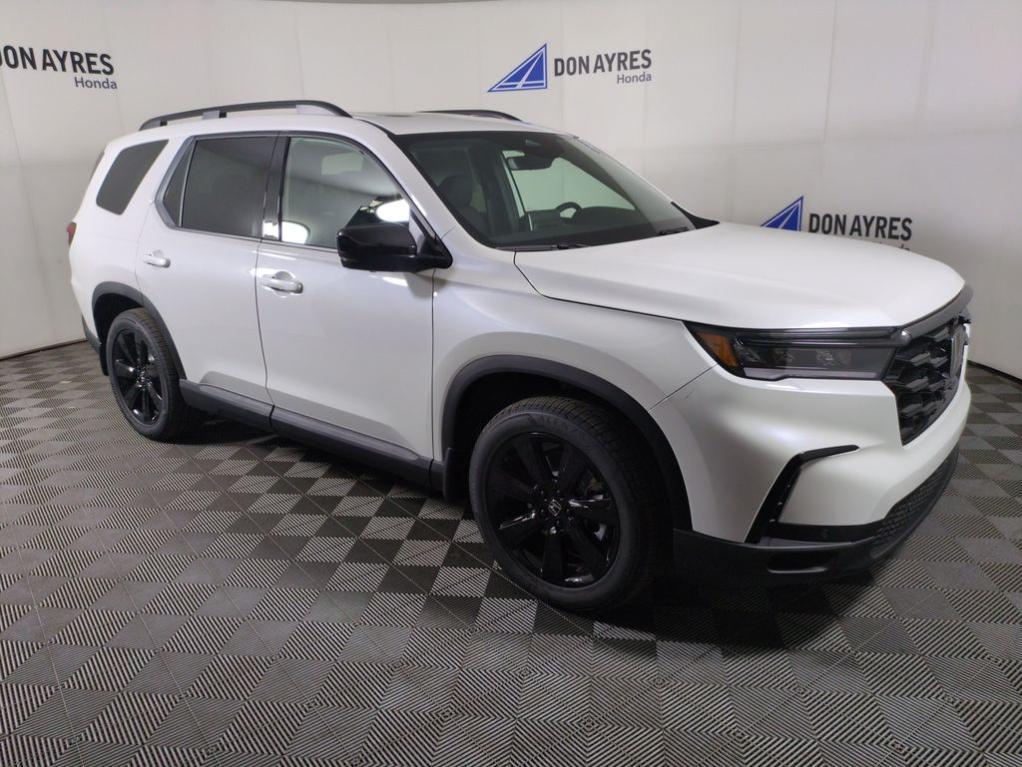 new 2025 Honda Pilot car, priced at $57,529
