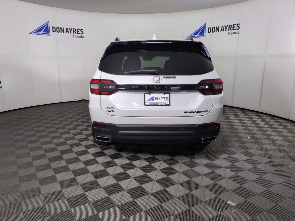 new 2025 Honda Pilot car, priced at $57,529