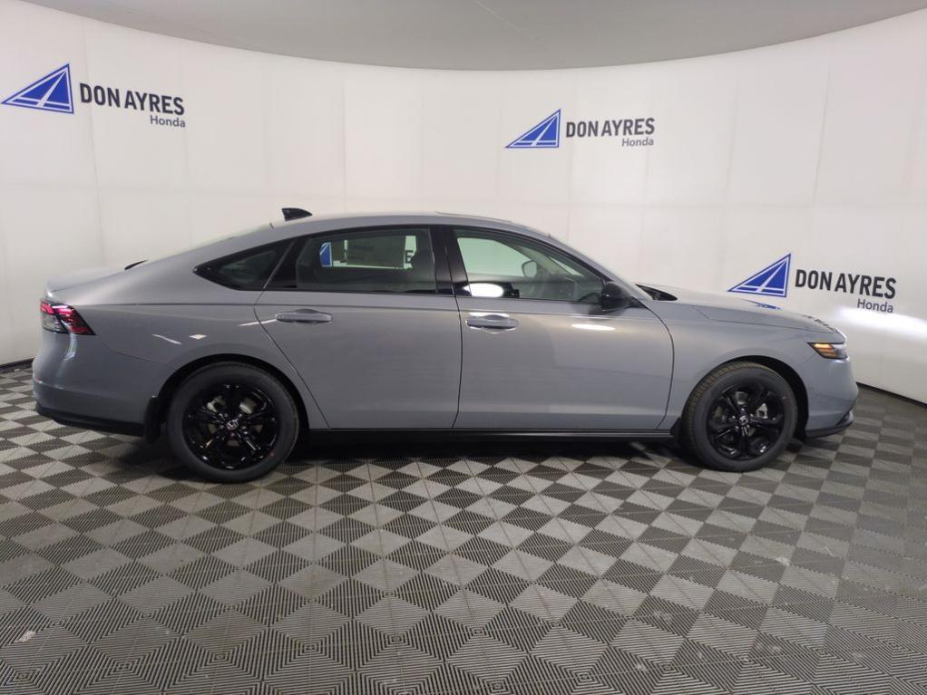 new 2025 Honda Accord car, priced at $33,064