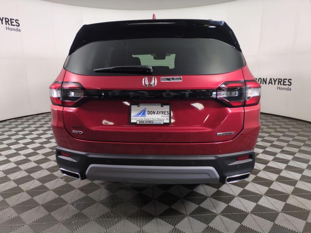 new 2025 Honda Pilot car, priced at $54,704