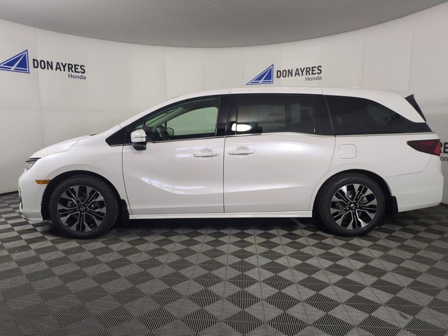 new 2025 Honda Odyssey car, priced at $52,730