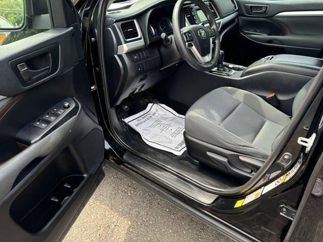 used 2019 Toyota Highlander car, priced at $22,900