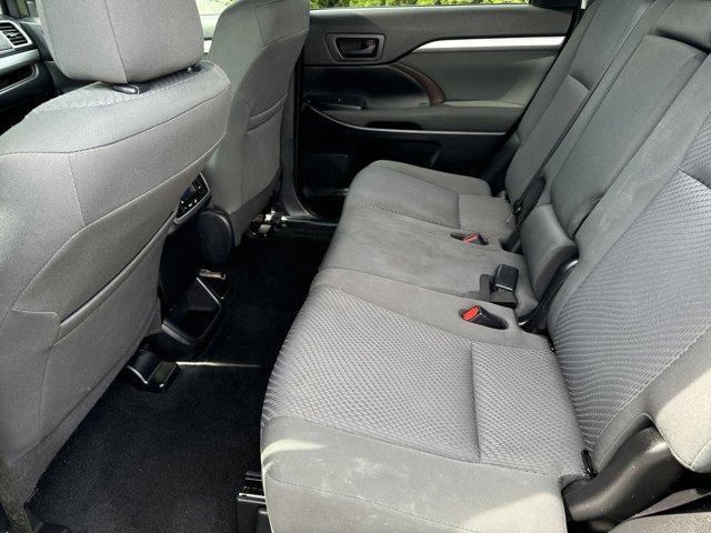 used 2019 Toyota Highlander car, priced at $22,900