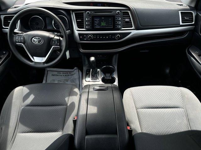 used 2019 Toyota Highlander car, priced at $22,900