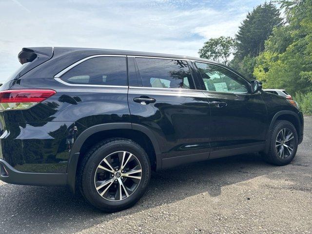 used 2019 Toyota Highlander car, priced at $22,900