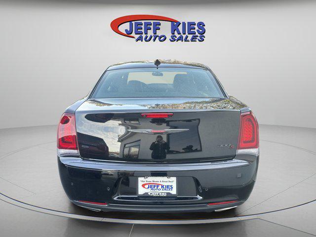 used 2023 Chrysler 300 car, priced at $27,900