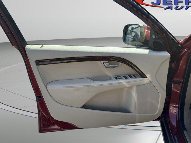 used 2015 Volvo XC70 car, priced at $14,995