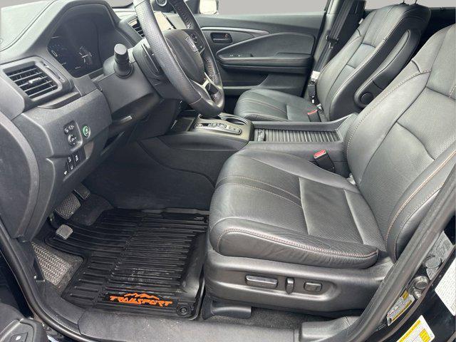 used 2022 Honda Passport car, priced at $31,900