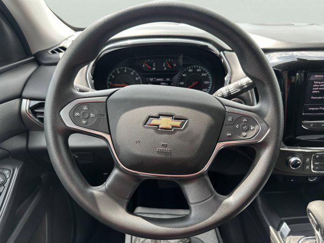 used 2021 Chevrolet Traverse car, priced at $21,900