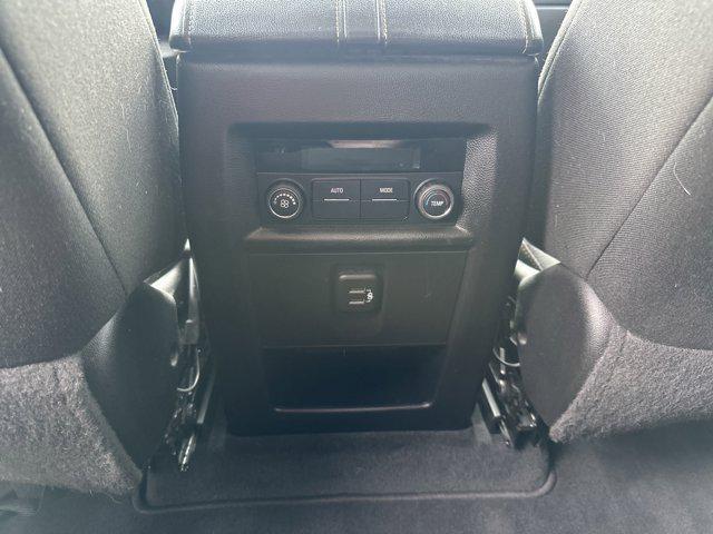 used 2021 Chevrolet Traverse car, priced at $21,900