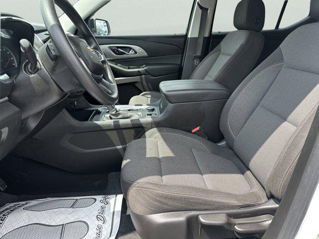 used 2021 Chevrolet Traverse car, priced at $21,900