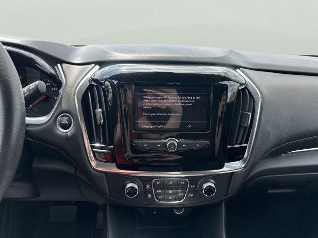 used 2021 Chevrolet Traverse car, priced at $21,900